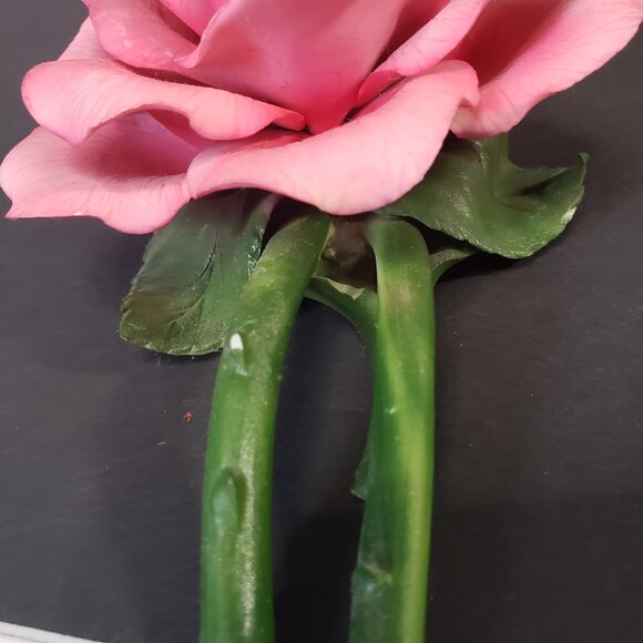 Beautiful Vintage Fabar Capodimonte Porcelain Pink Rose Figurine 6" FLAW - Picture 4 of 11